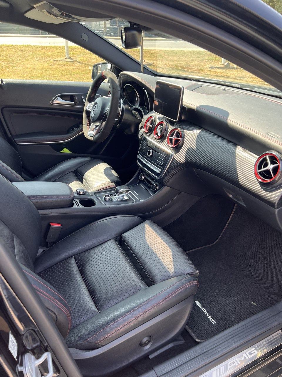 Mercedes-Benz A-klasa A 45 AMG, fotografija 9