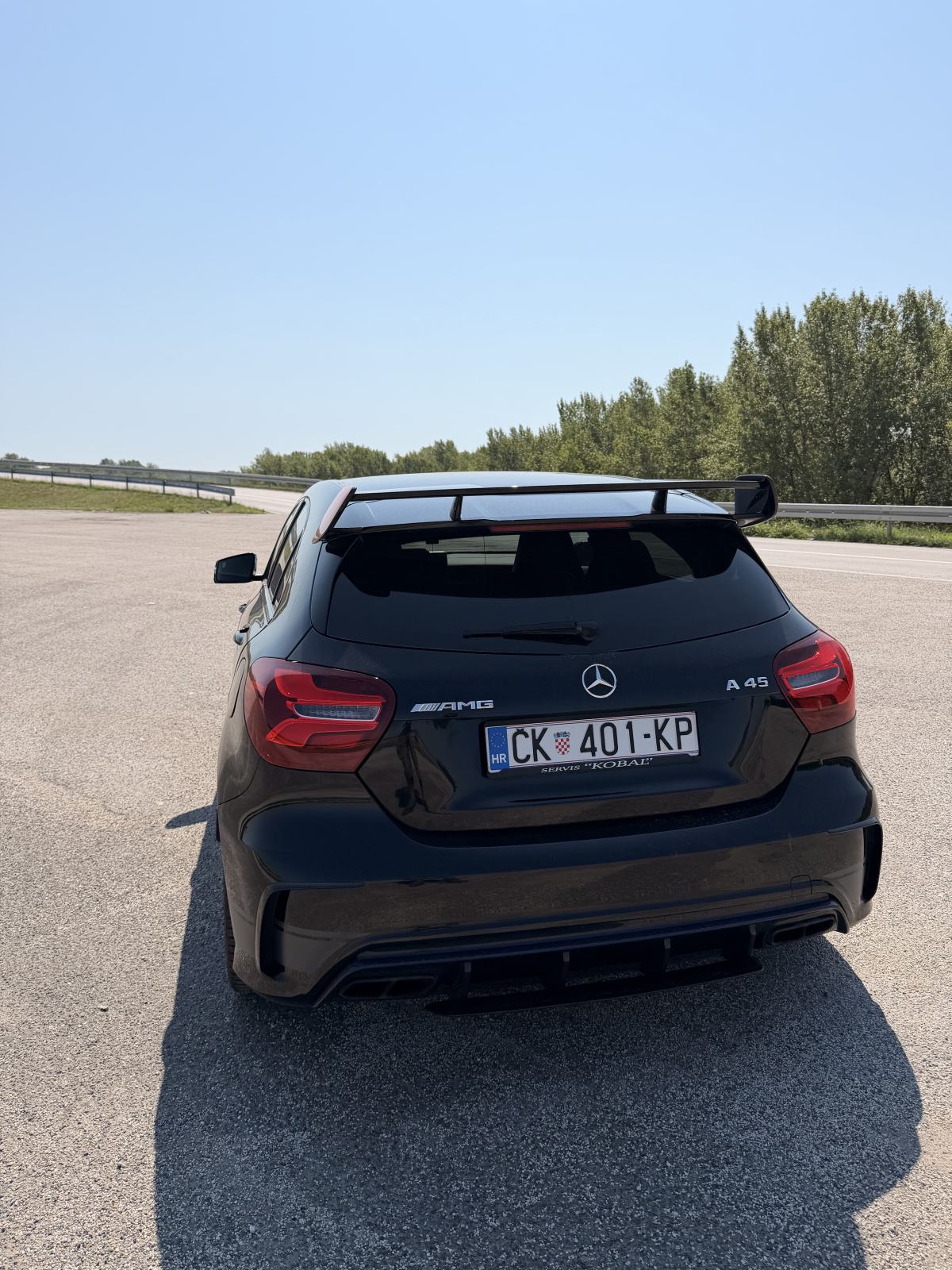 Mercedes-Benz A-klasa A 45 AMG, fotografija 3
