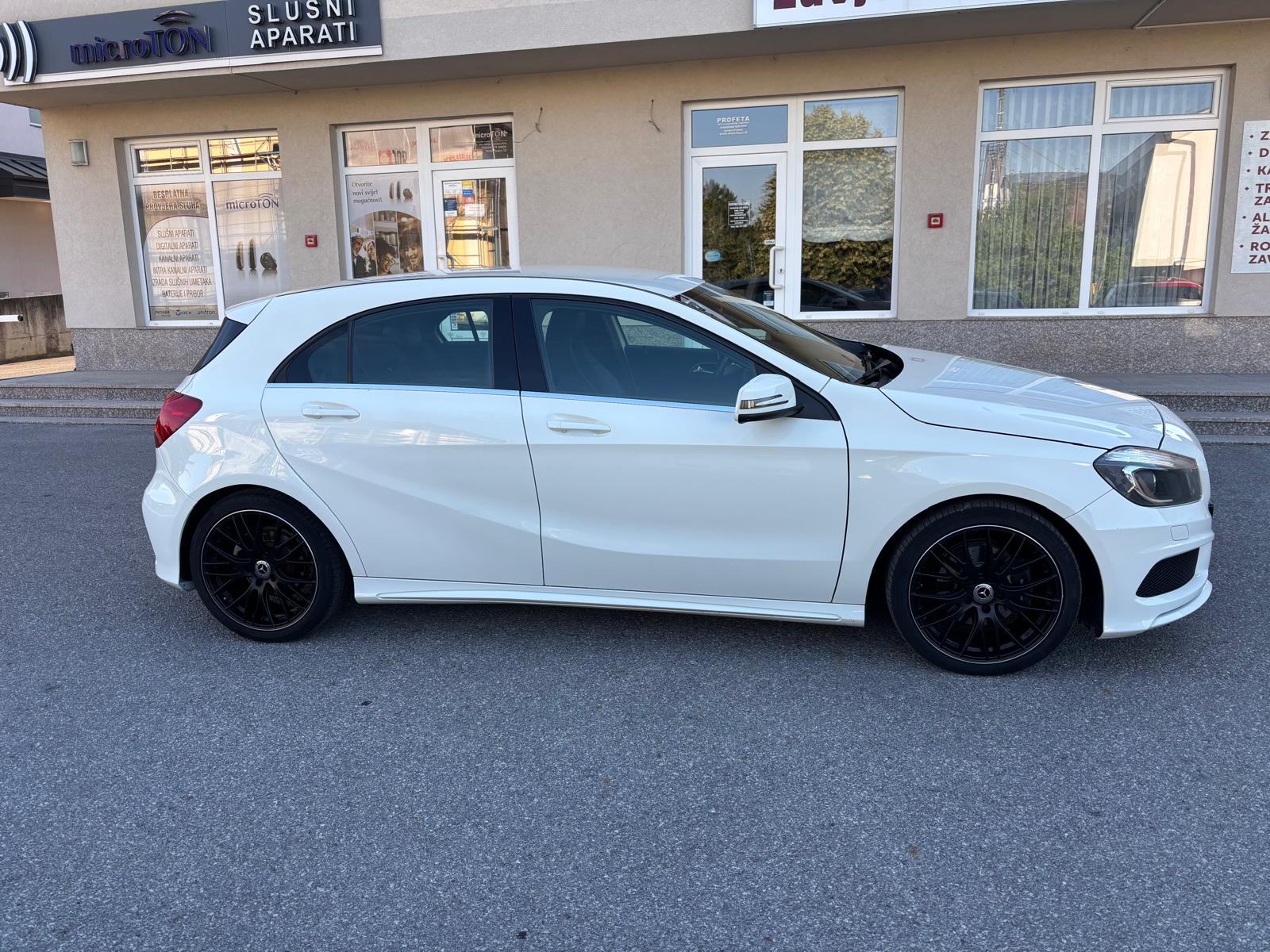 Mercedes-Benz A-klasa W176, fotografija 8