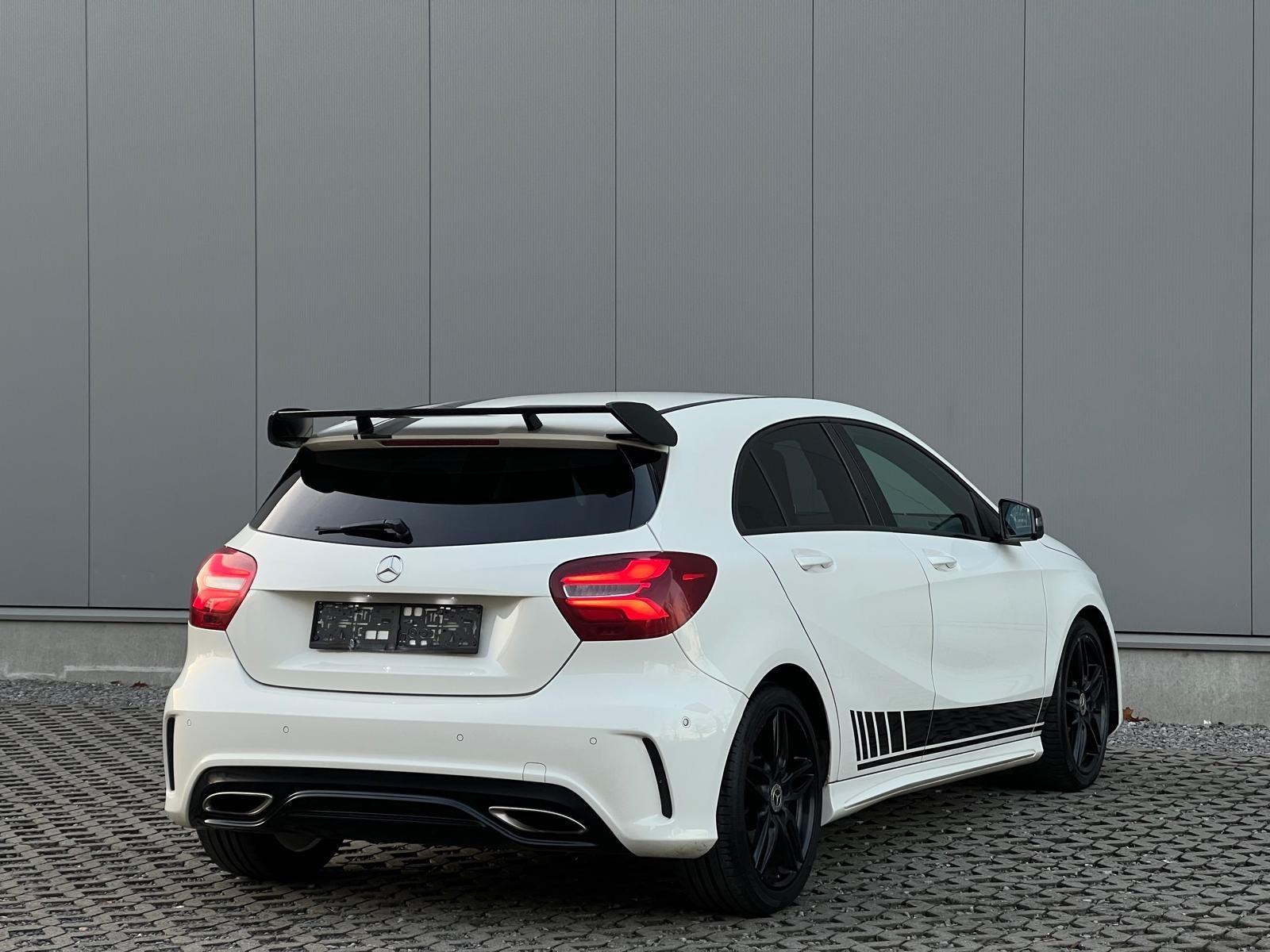 Mercedes-Benz A180 AMG, automatik, MAPIRAN, iznimnog zvuka i performan, fotografija 2