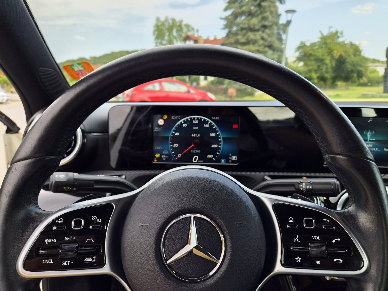 Mercedes-Benz A180d, LIMUZINA, 2020., 7G AUTOMATIK, TOP STANJE, fotografija 16