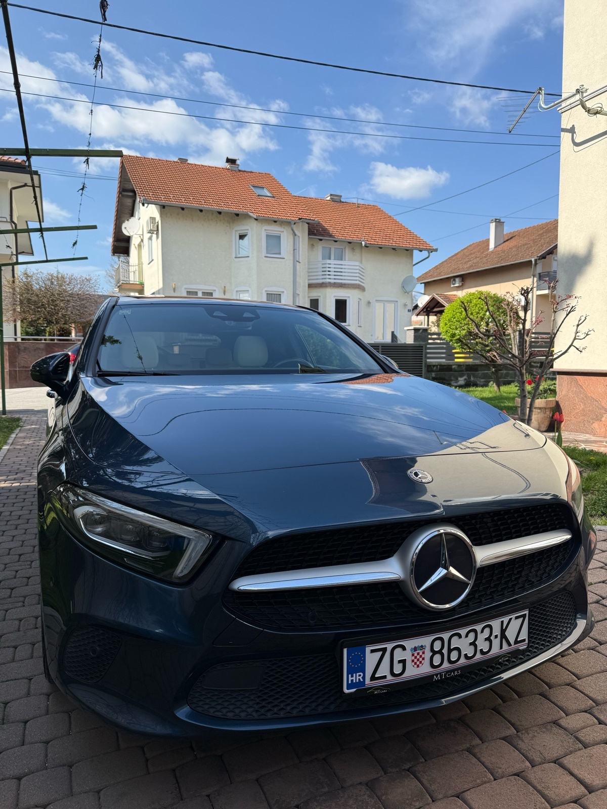 MERCEDES BENZ A180D SPORT, MULTIBEAM, EL SJEDALA, MEMORIJA, PANO, AMBI, fotografija 3