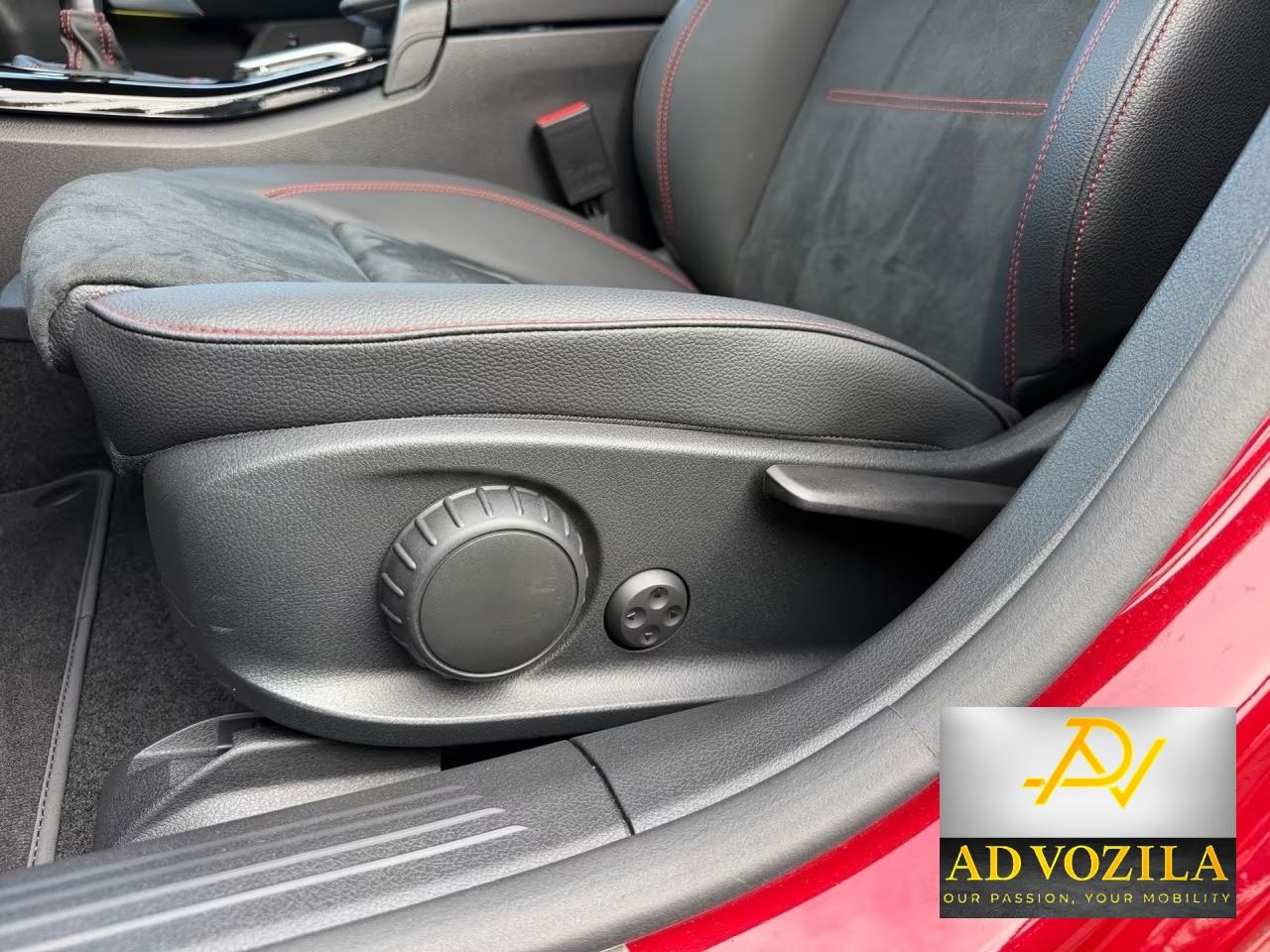 Mercedes-Benz A200 AMG manual Kamera LED kuka €33.700, fotografija 3