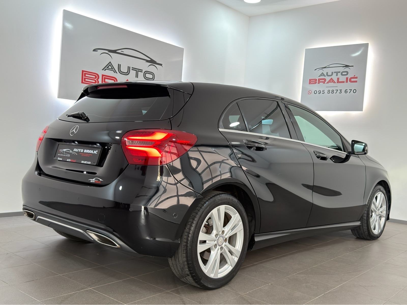 ♦️MERCEDES-BENZ A200CDI♦️JAMSTVO♦️URBAN~MATRIX~LED~NAVI~ACC~MOD2017♦️, fotografija 6