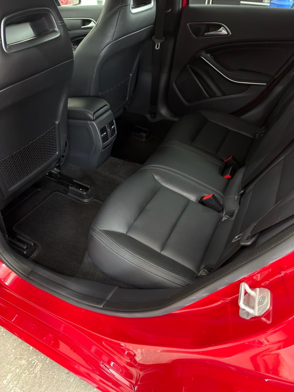 Mercedes-Benz A200d AMG | NAVI | KAMERA | REG 7/2027 | Besprijekoran!, fotografija 19