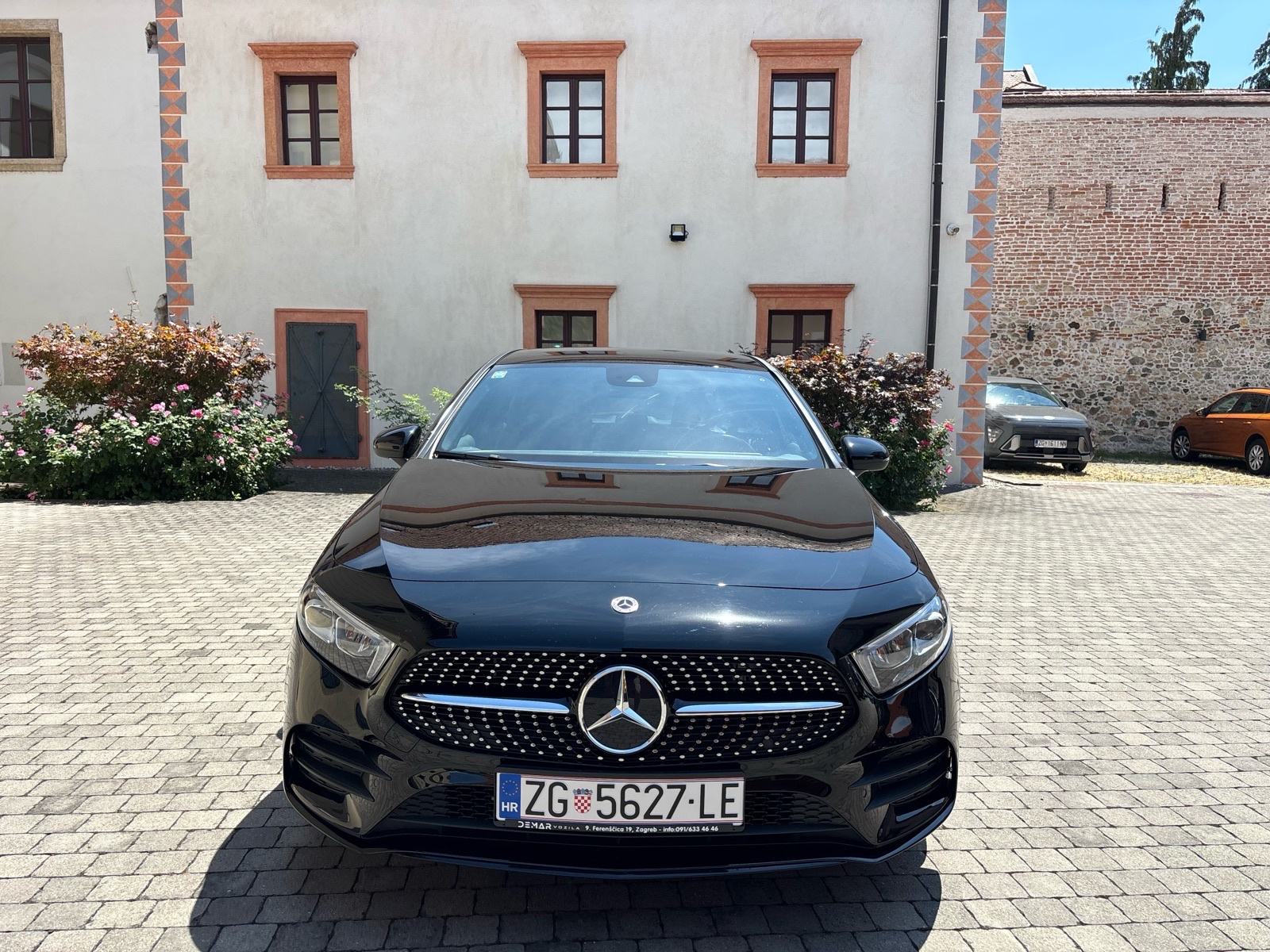 Mercedes-Benz A250e, AMG line, Tvornicka garancija, fotografija 8