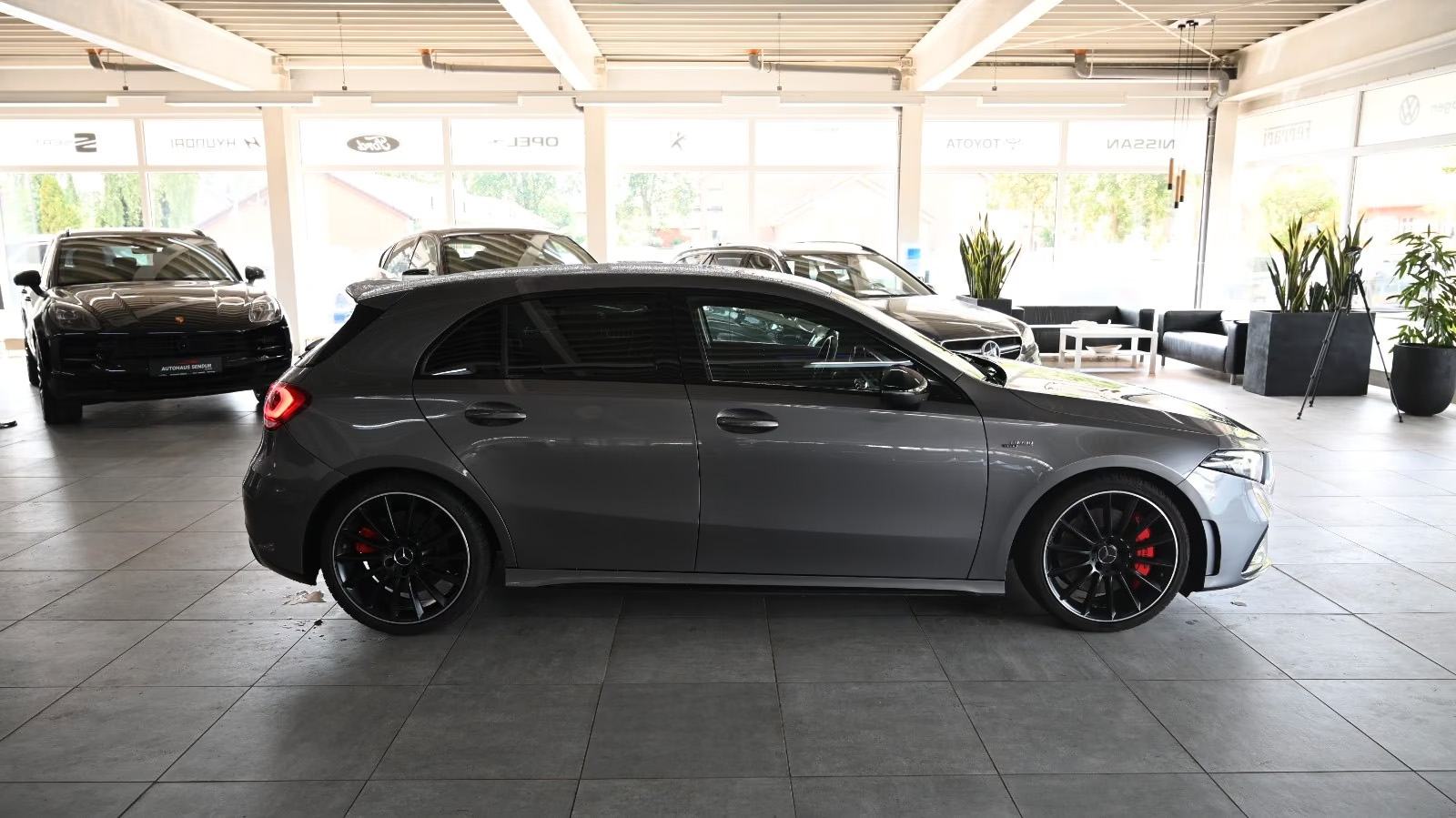 Mercedes-Benz A35 AMG 4M | 306KS | LED | NAVI | KAMERA | ALCANTARA, pogled izvana - slika 4