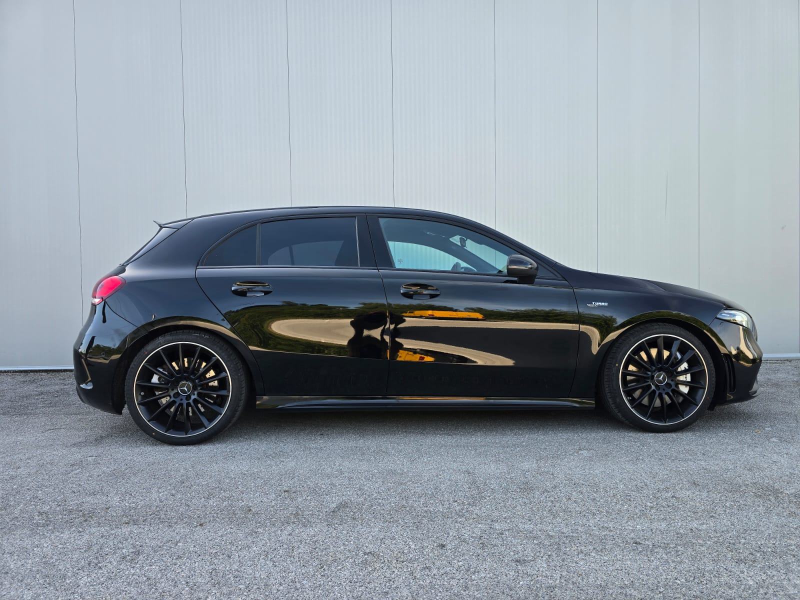 Mercedes-Benz A35 AMG DCT, 1 vl., Full oprema, Top Stanje!, fotografija 9