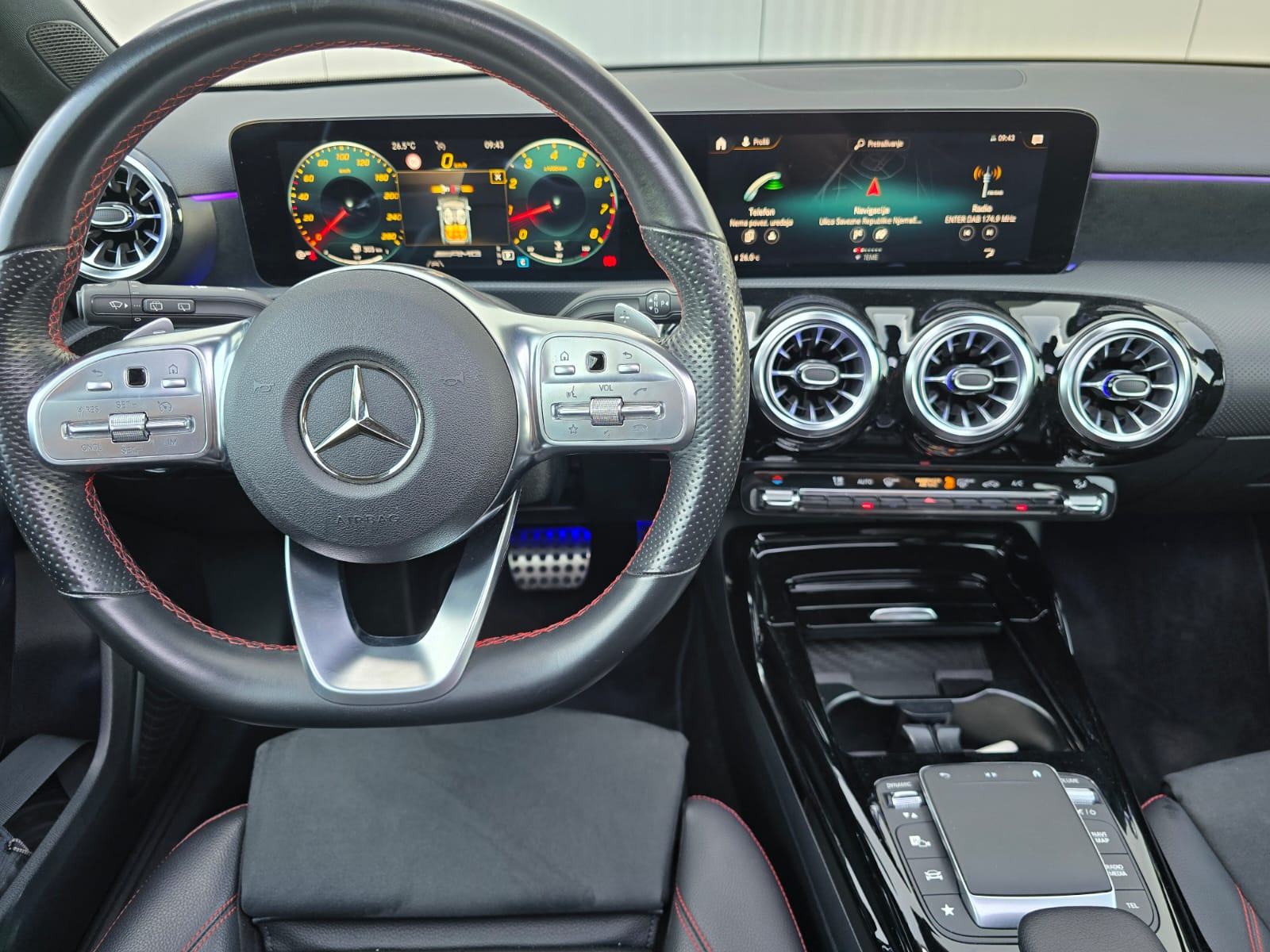 Mercedes-Benz A35 AMG DCT, 1 vl., Full oprema, Top Stanje!, fotografija 15
