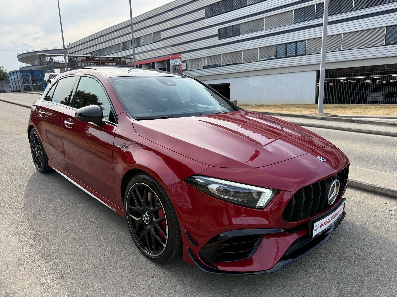 Mercedes-Benz A45 AMG S 4MATIC+PERFORMANCE*AEROPAKET*PANO*, pogled izvana - slika 3