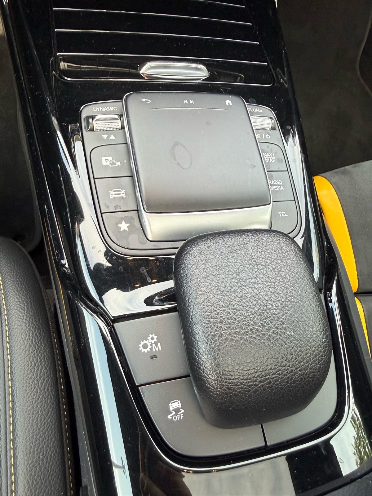 Mercedes-Benz A45 AMG S 4MATIC+PERFORMANCE*AEROPAKET*PANO*, fotografija 20