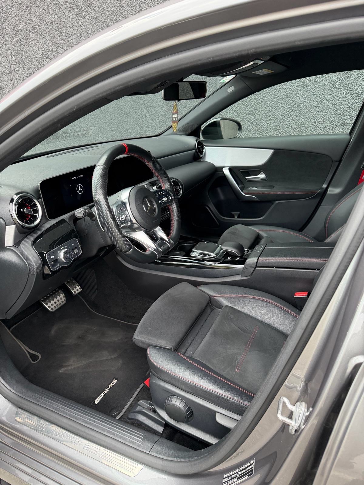 Mercedes-Benz AMG A35 - 2019, fotografija 13