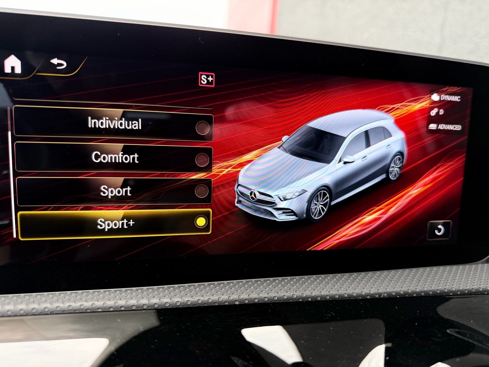 Mercedes-Benz AMG A35 - 2019, fotografija 19