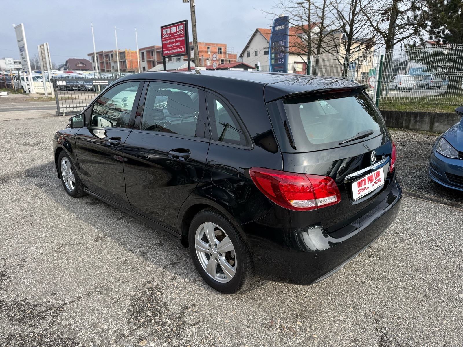 Mercedes-Benz B 180 CDI ***142.000km*** 1.Vlasnik, 2015.godina, fotografija 2
