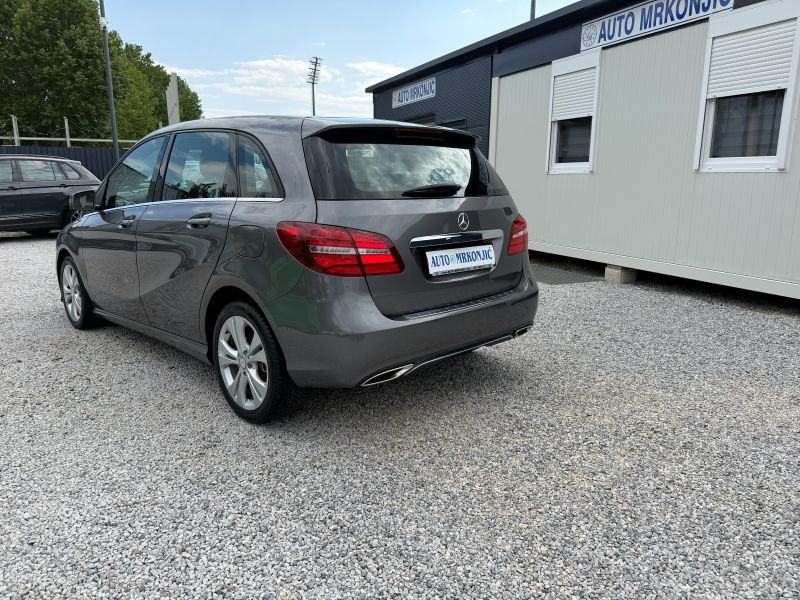 Mercedes-Benz B 180 d *EXCLUSIVE EDITON*LED SVJETLA*P.D.C*FULL, pogled izvana - slika 4