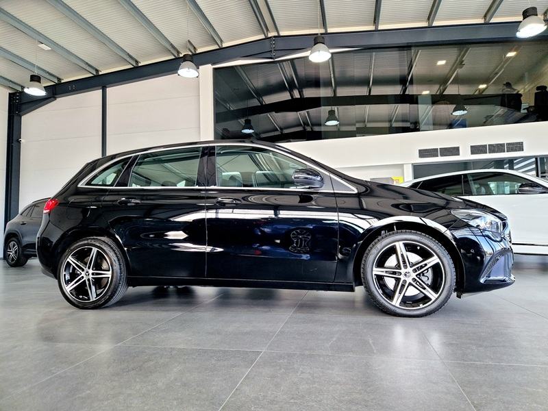 Mercedes-Benz B 250e PLUG-IN Hybrid automatik, fotografija 8