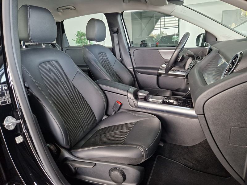 Mercedes-Benz B 250e PLUG-IN Hybrid automatik, fotografija 16