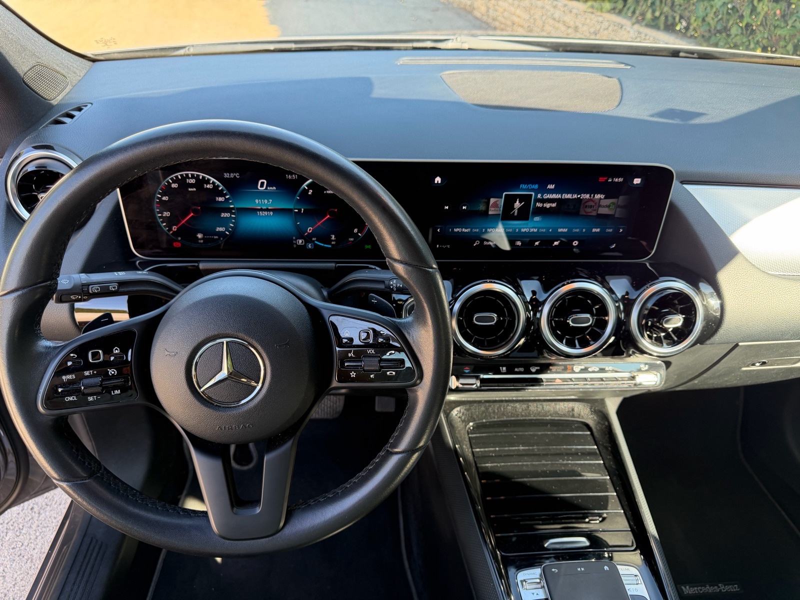 Mercedes-Benz B-klasa 1,5 D automatik, fotografija 4