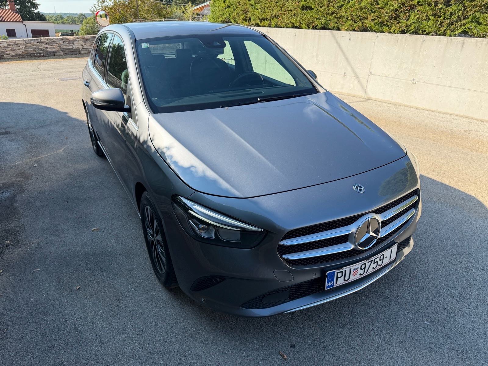 Mercedes-Benz B-klasa 1,5 D automatik, fotografija 2