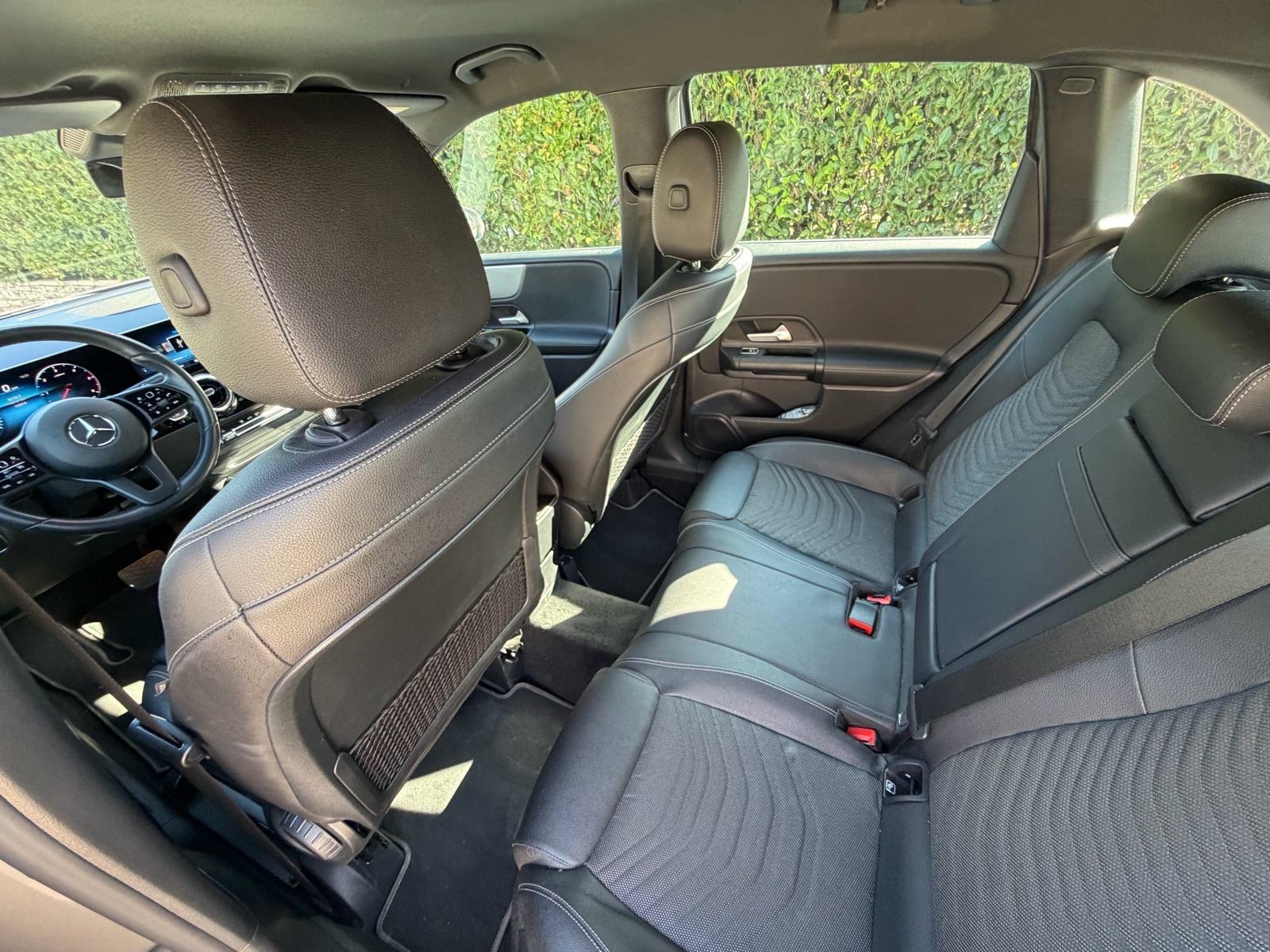 Mercedes-Benz B-klasa 1,5 D automatik, fotografija 5