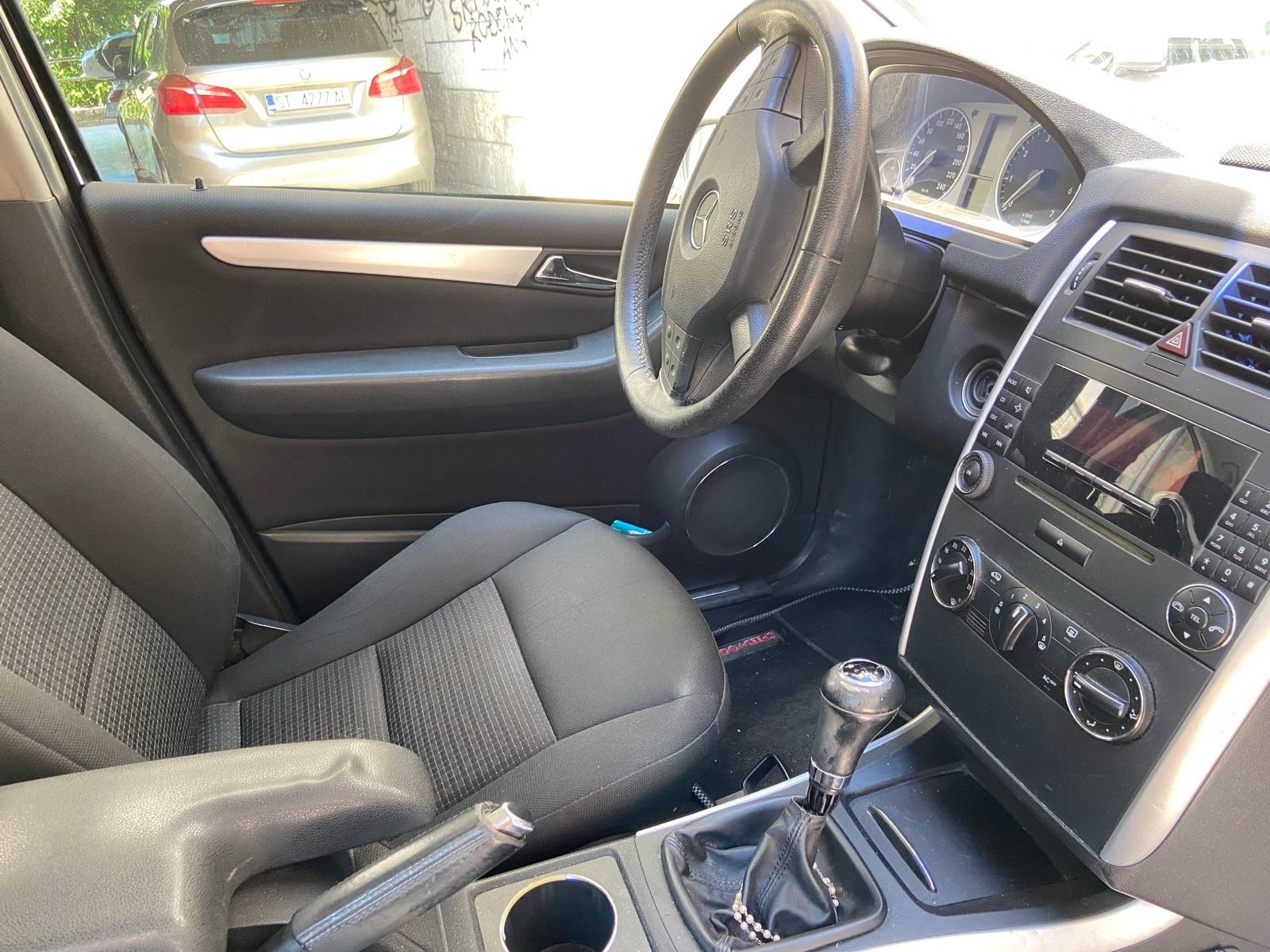 Mercedes-Benz B-klasa 150, fotografija 6