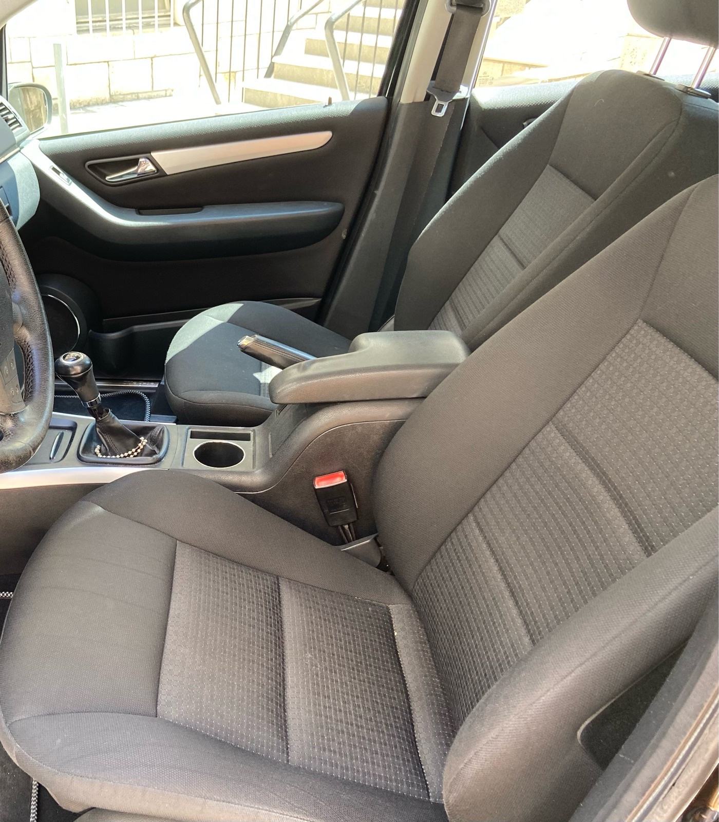 Mercedes-Benz B-klasa 150, fotografija 14