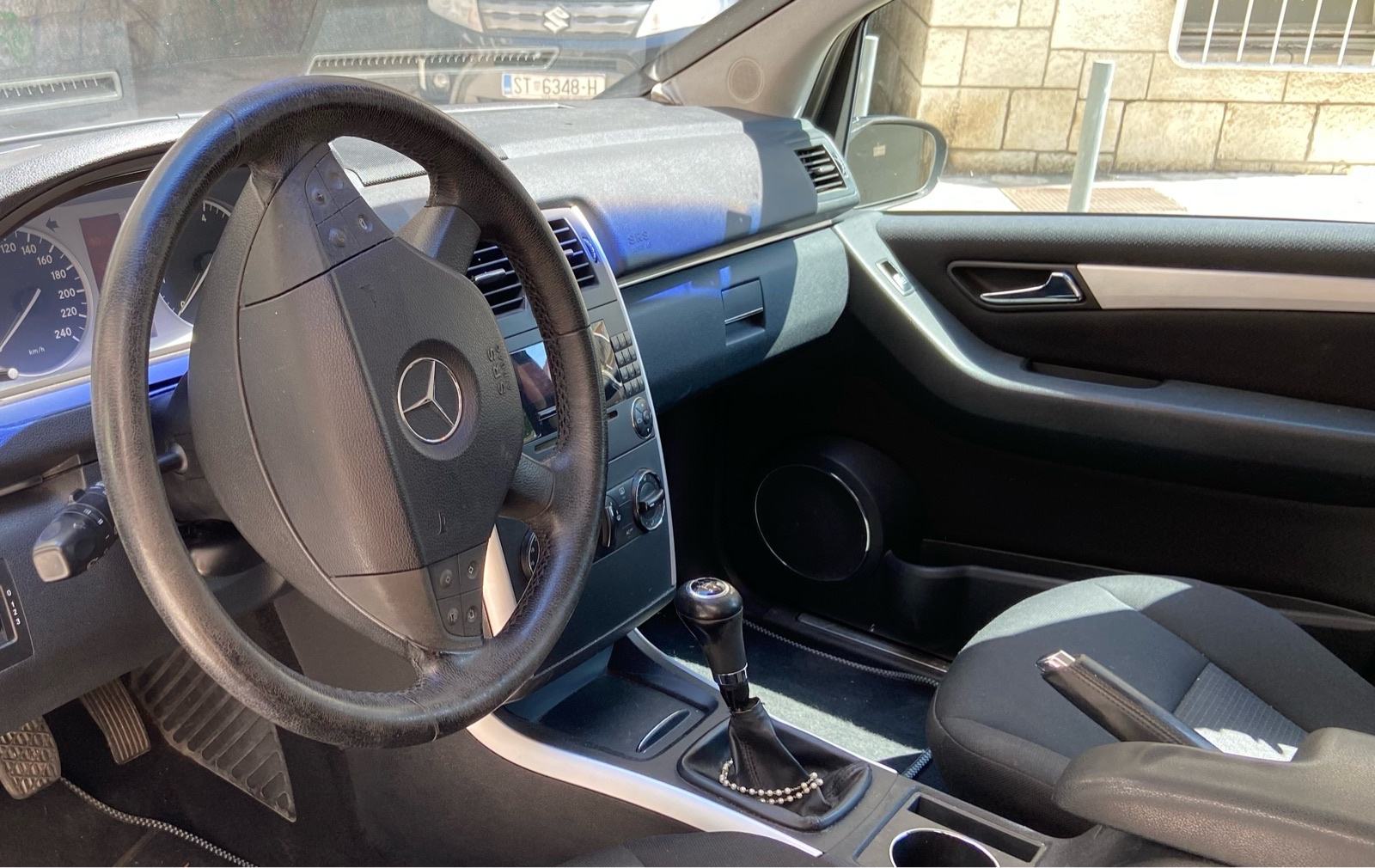 Mercedes-Benz B-klasa 150, fotografija 15