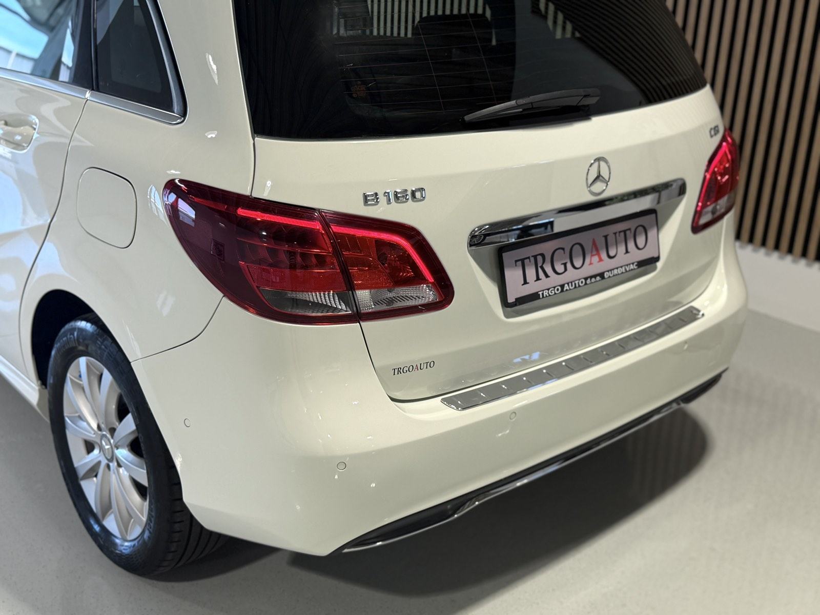 Mercedes-Benz B-klasa 160 CDI *NAVI - PDC - ALU 16''- 12MJ JAMSTVO*, fotografija 8
