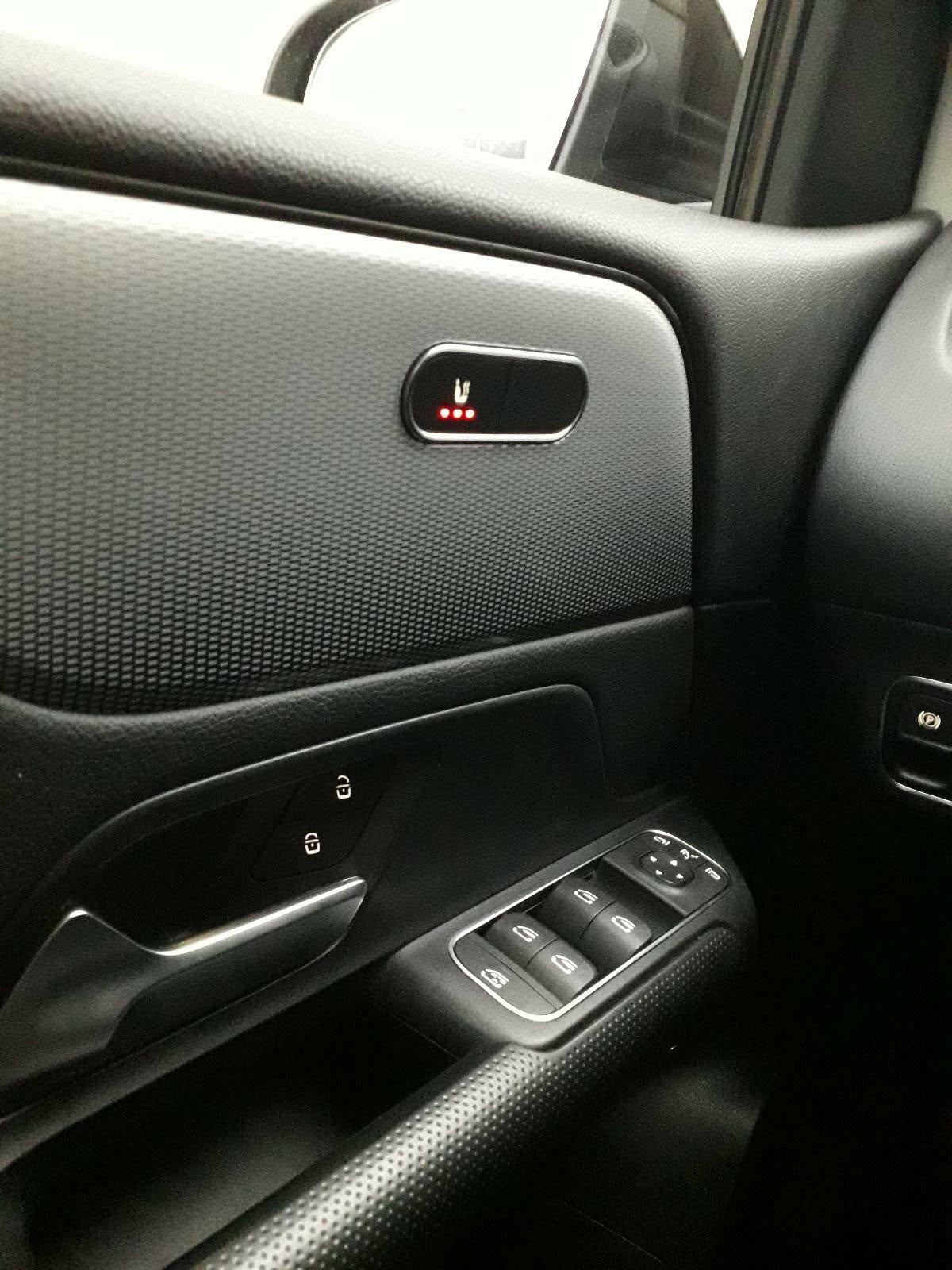 Mercedes-Benz B-klasa 180 automatik 2020 god., fotografija 6