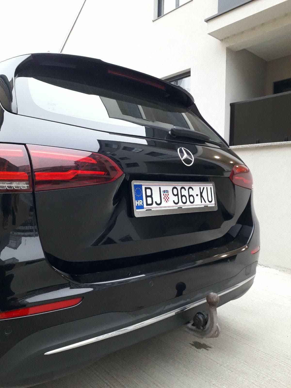 Mercedes-Benz B-klasa 180 automatik 2020 god., fotografija 4