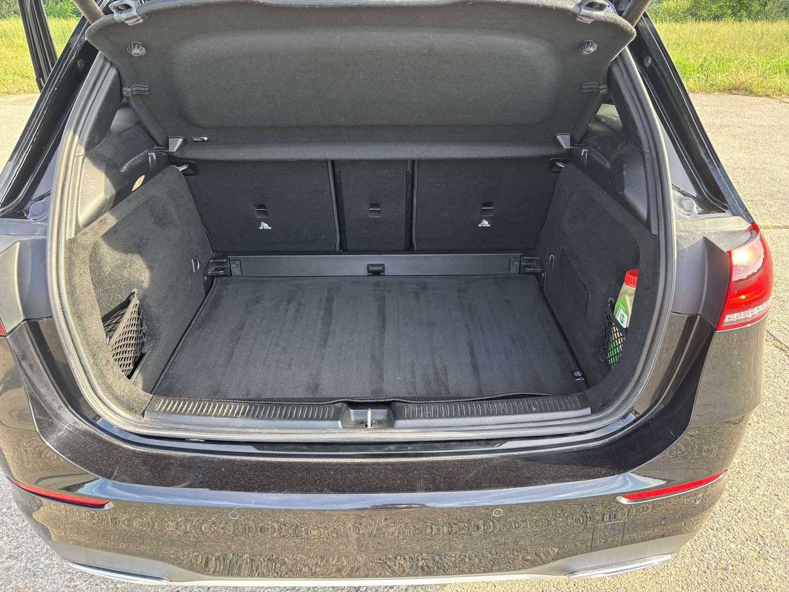 Mercedes-Benz B-klasa 180 automatik, koža, AMG, fotografija 11