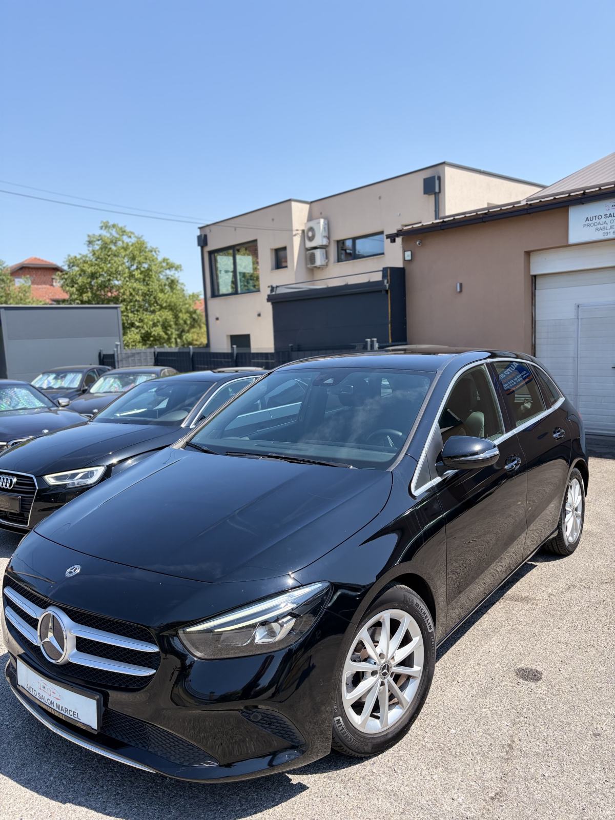 Mercedes-Benz B-klasa 180 automatik, pogled izvana - slika 1