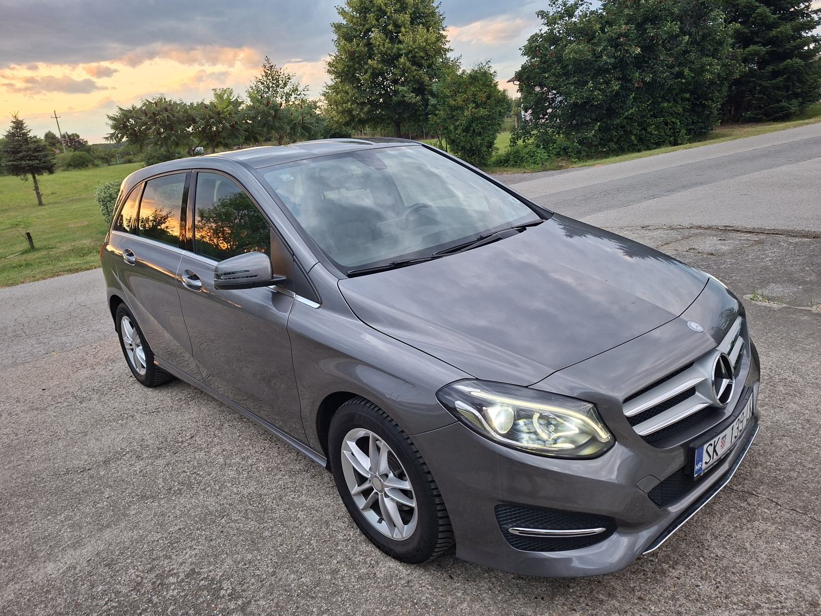 Mercedes-Benz B-klasa 180 cdi,98000km,kupljen nov u HR,moguča zamjena, fotografija 6