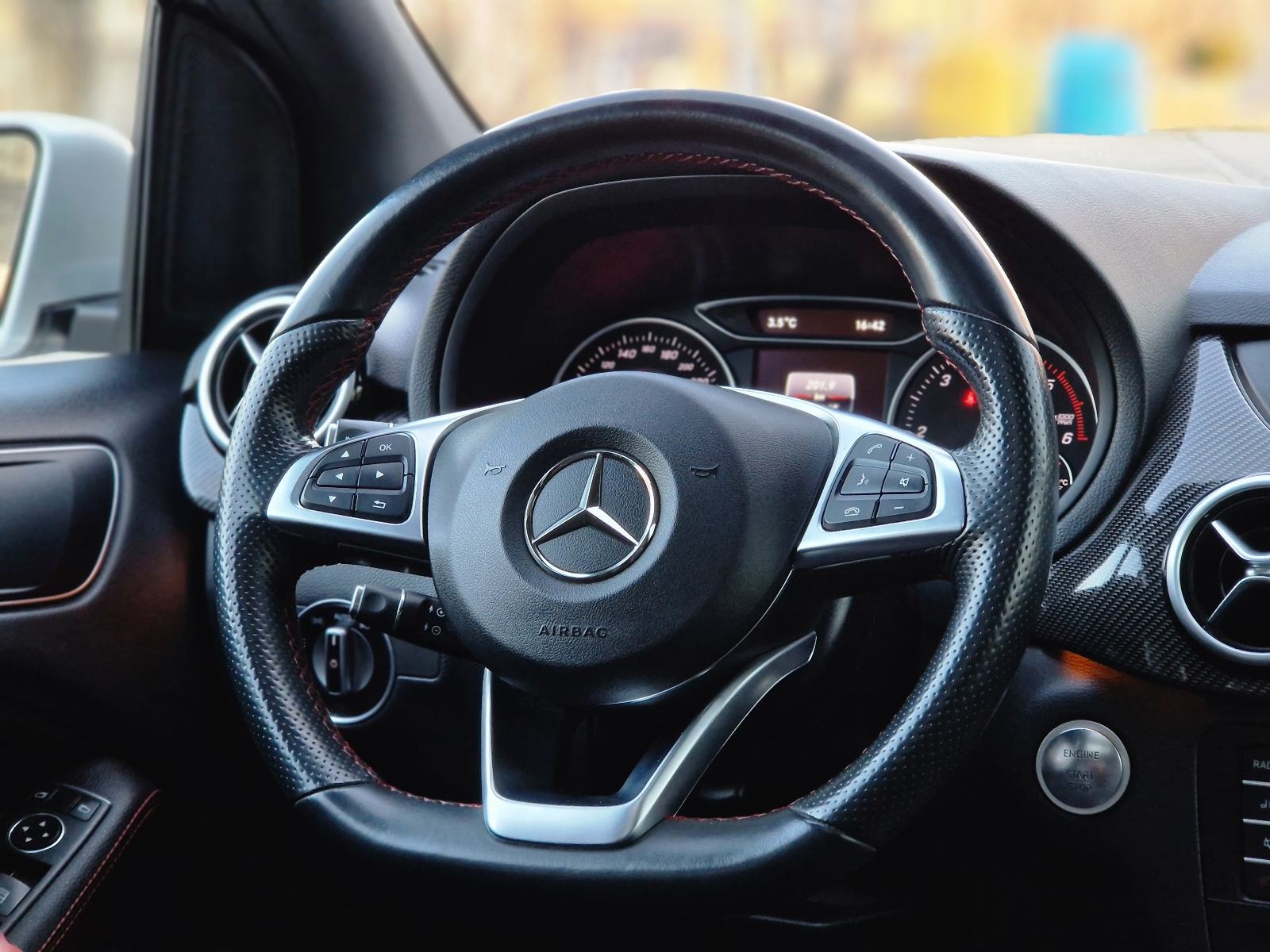 MERCEDES-BENZ B-KLASA 180 CDI AMG - *PRVI VLASNIK - SERVISNA KNJIGA**, fotografija 19