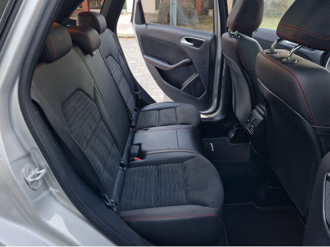 MERCEDES-BENZ B-KLASA 180 CDI AMG - *PRVI VLASNIK - SERVISNA KNJIGA**, fotografija 17