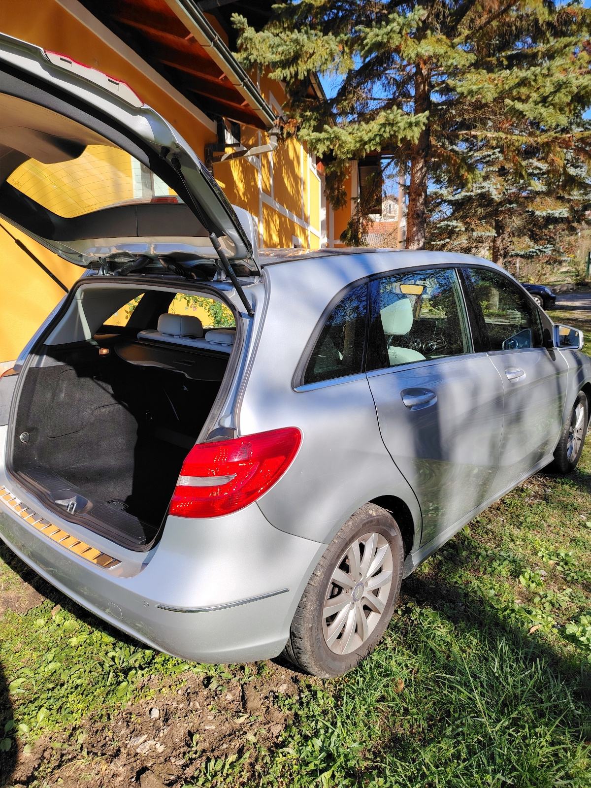 Mercedes-Benz B-klasa 180 CDI automatik 7G, fotografija 6