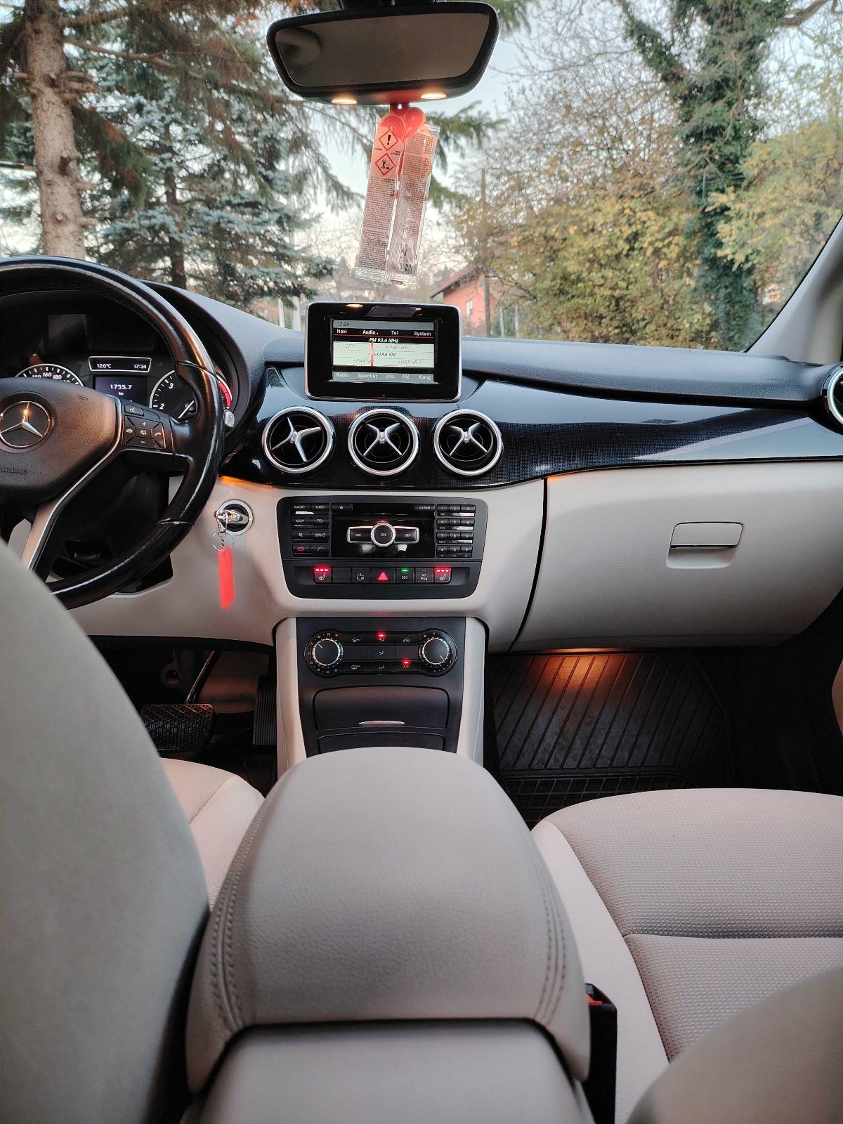 Mercedes-Benz B-klasa 180 CDI automatik 7G, fotografija 11