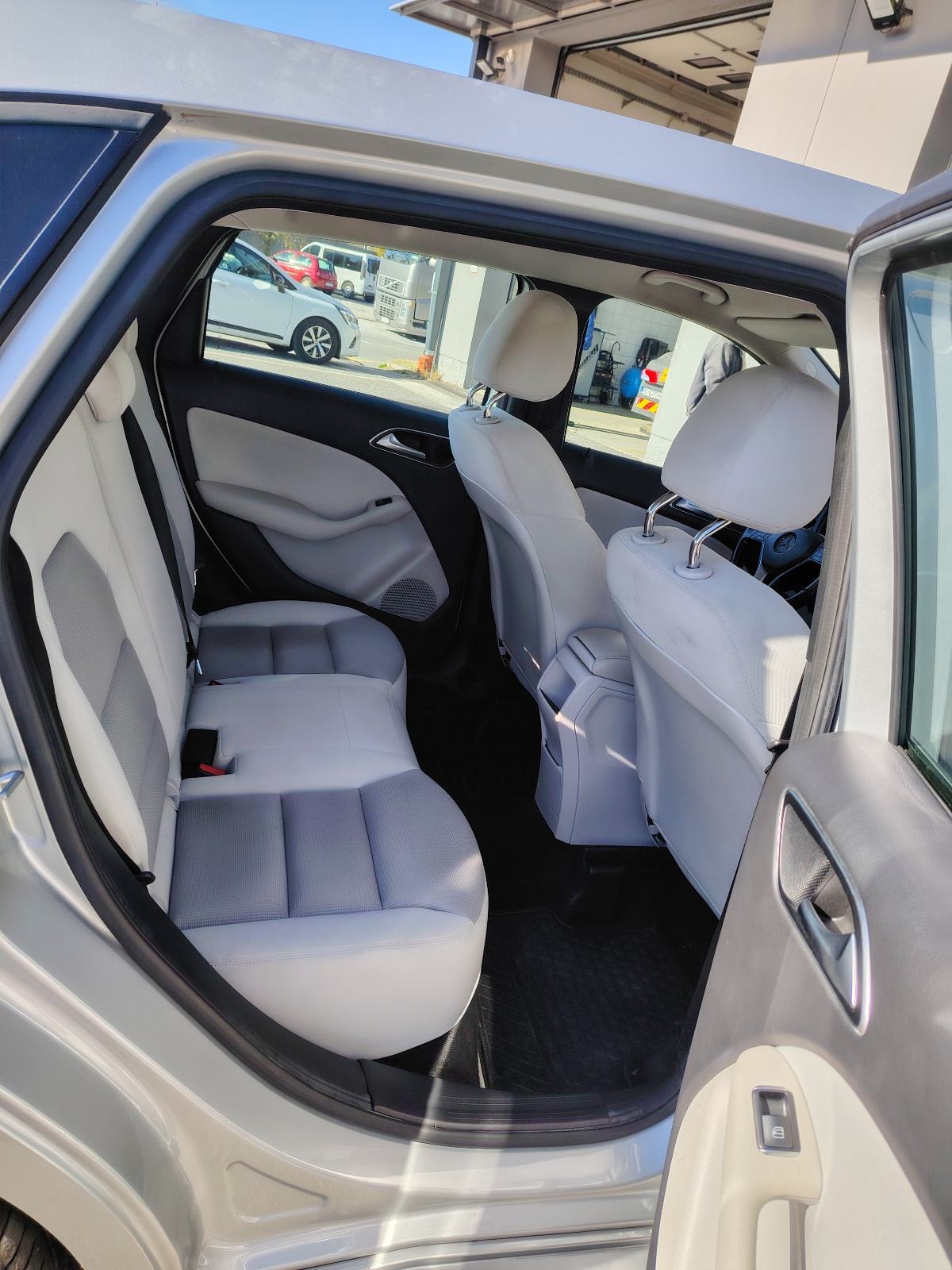 Mercedes-Benz B-klasa 180 CDI automatik 7G, fotografija 10