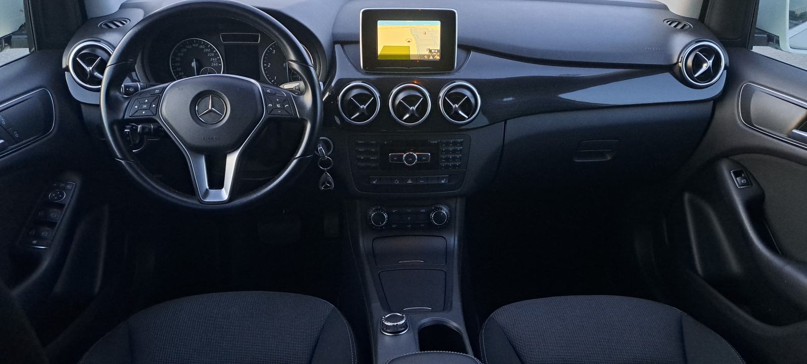 Mercedes-Benz B-klasa 180 CDI Automatik, Mercedes motor, Reg. 1 god, fotografija 13