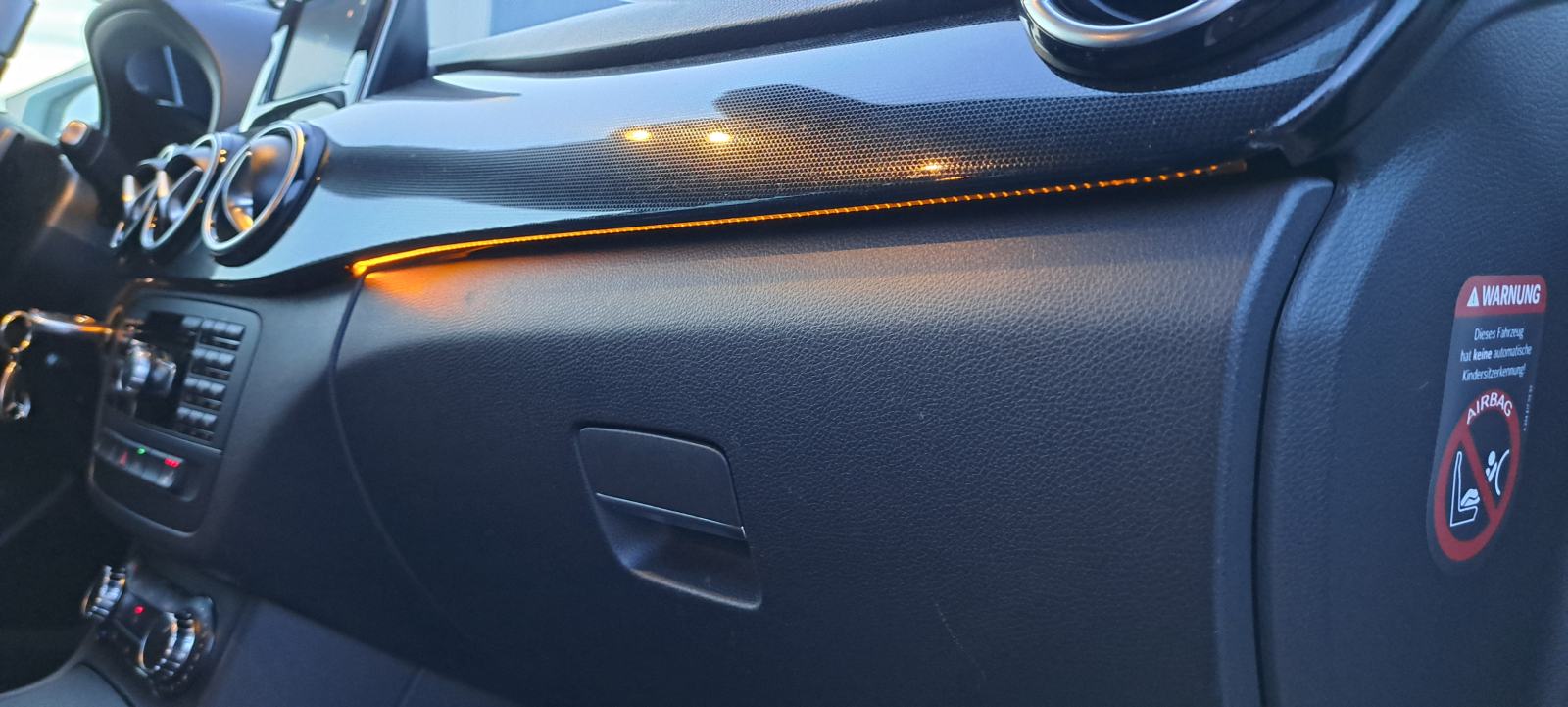 Mercedes-Benz B-klasa 180 CDI Automatik, Mercedes motor, Reg. 1 god, fotografija 19
