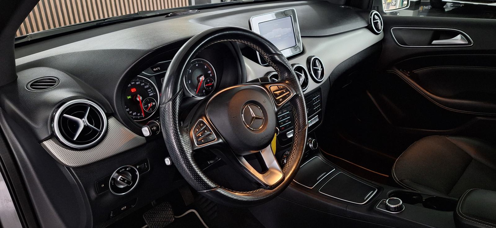 Mercedes B-klasa 180 CDI F1 AUT., 2XPDC, AUT. KLIMA, TEMP, ALU, NA IME, fotografija 11