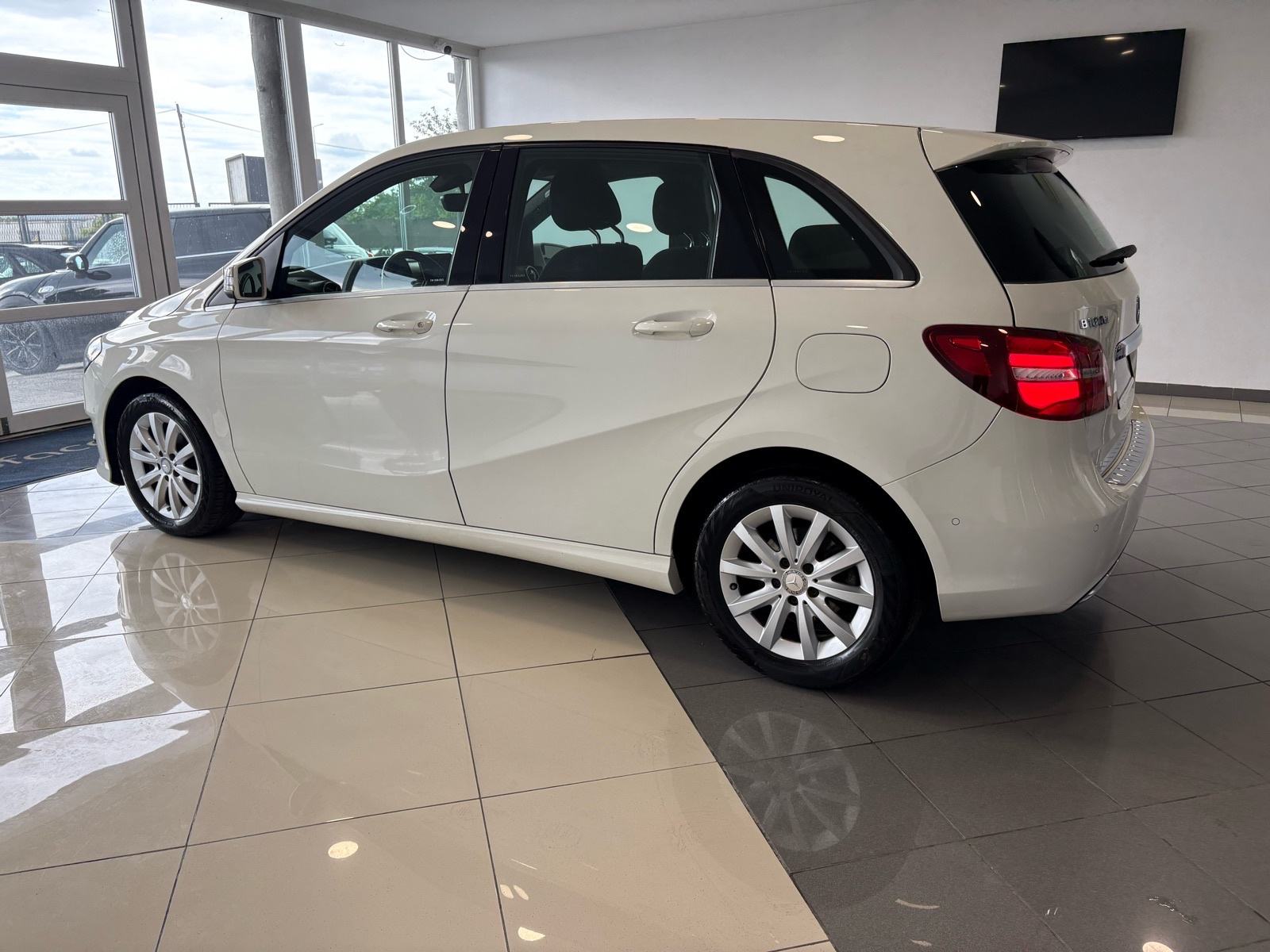 Mercedes-Benz B-klasa 180 CDI automatik, fotografija 17