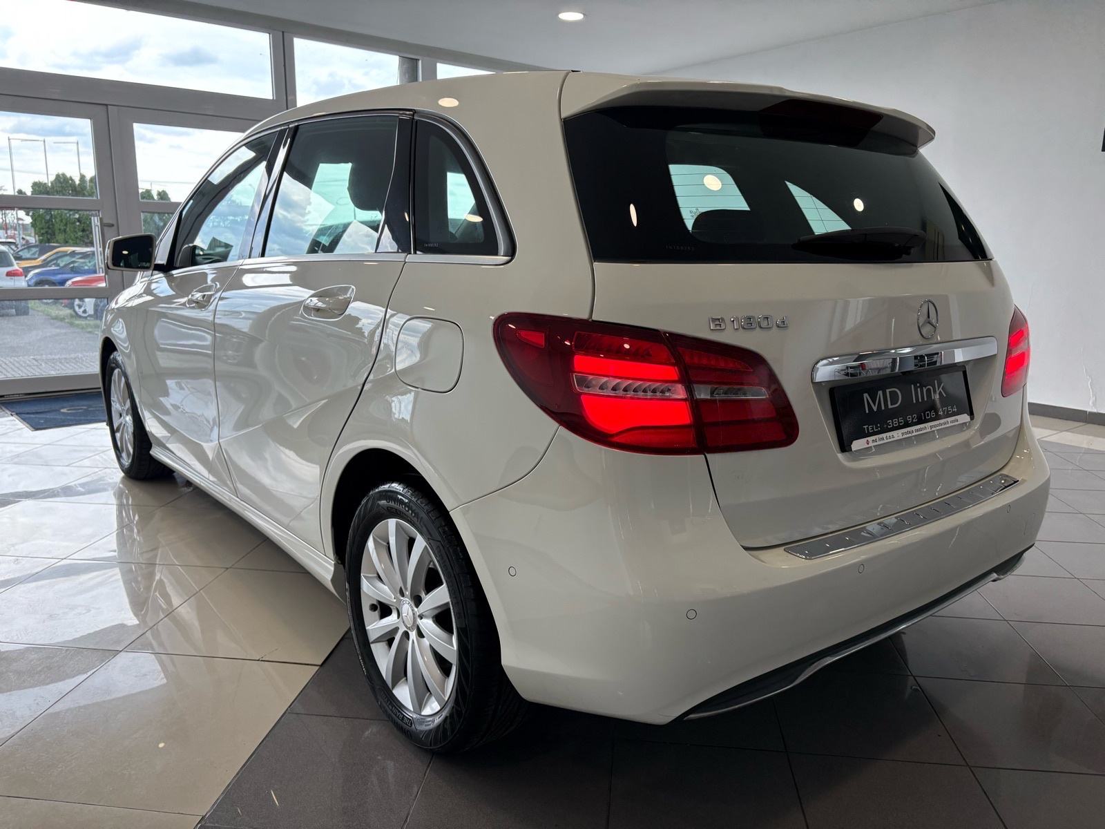 Mercedes-Benz B-klasa 180 CDI automatik, fotografija 4