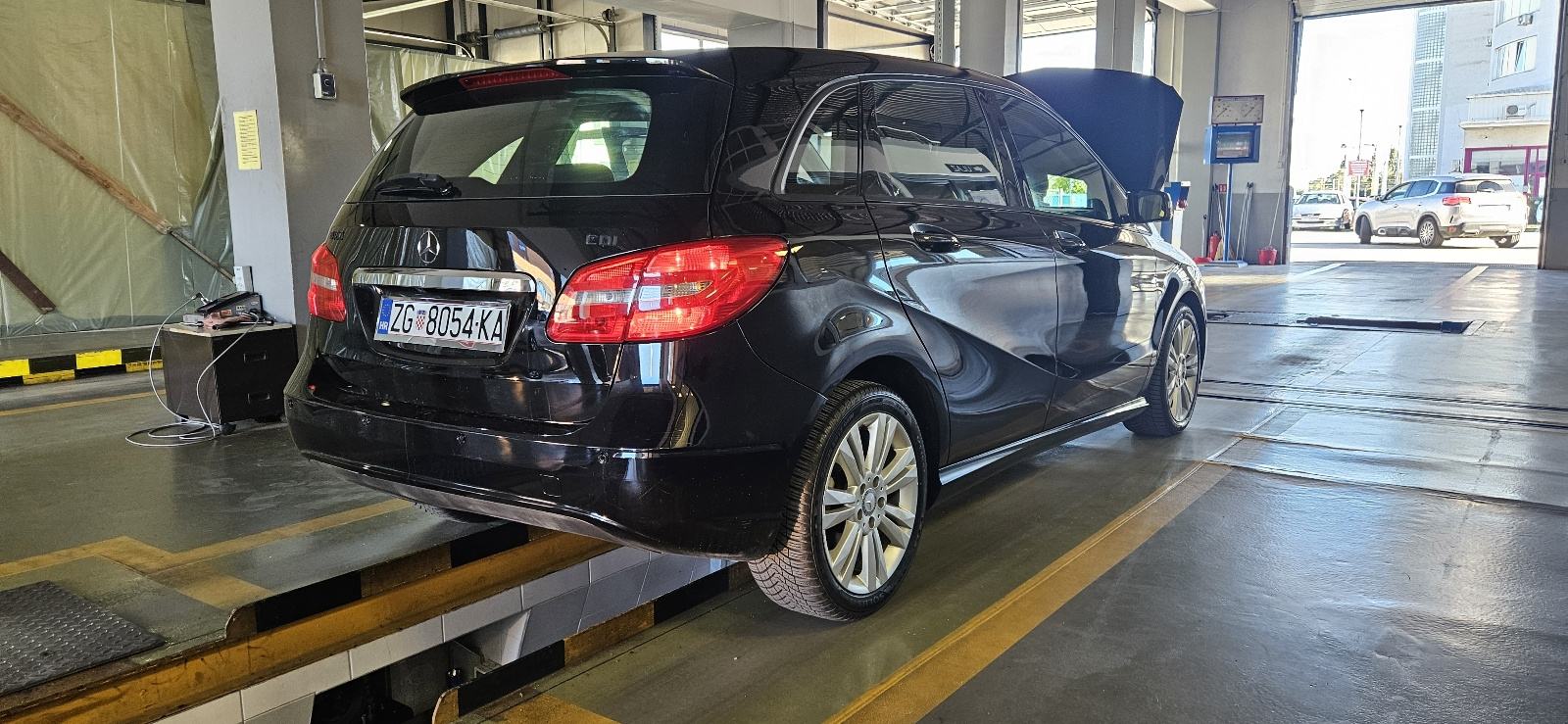 Mercedes-Benz B-klasa 180 CDI Samo 142.000km 7G Automatik, fotografija 8