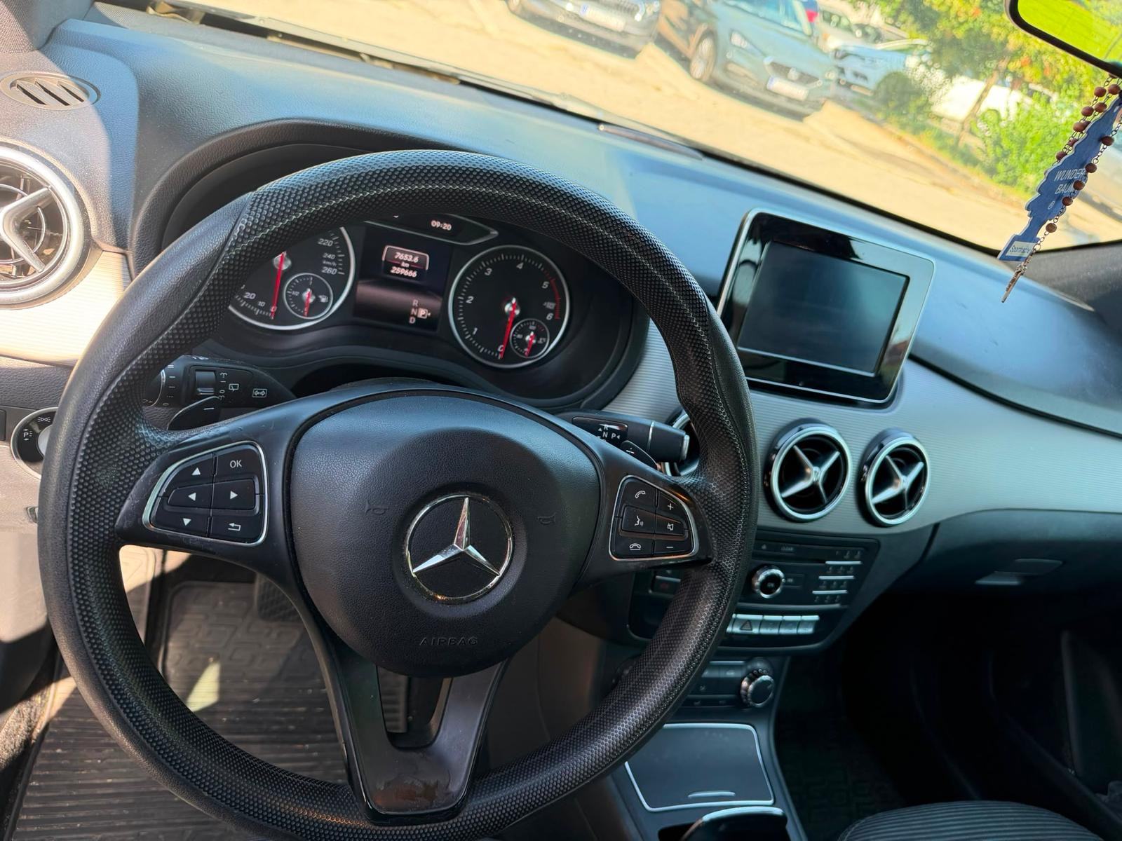 Mercedes-Benz B-klasa 200 CDI automatik, fotografija 5