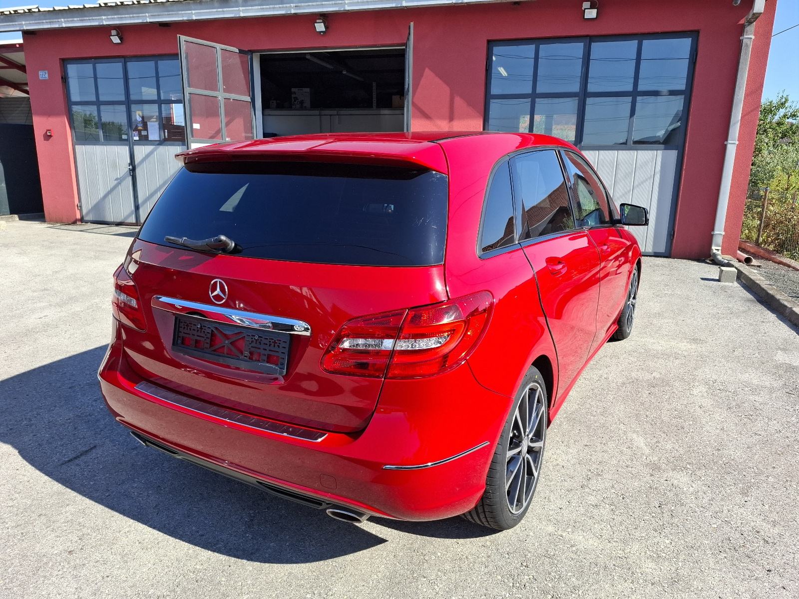 Mercedes-Benz B-klasa 180 CDI automatik, pogled izvana - slika 4