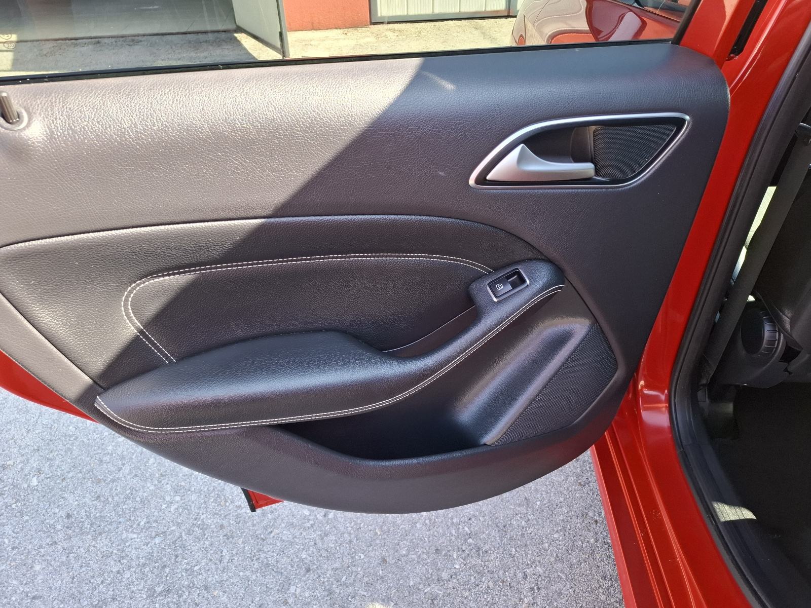 Mercedes-Benz B-klasa 180 CDI automatik, fotografija 10