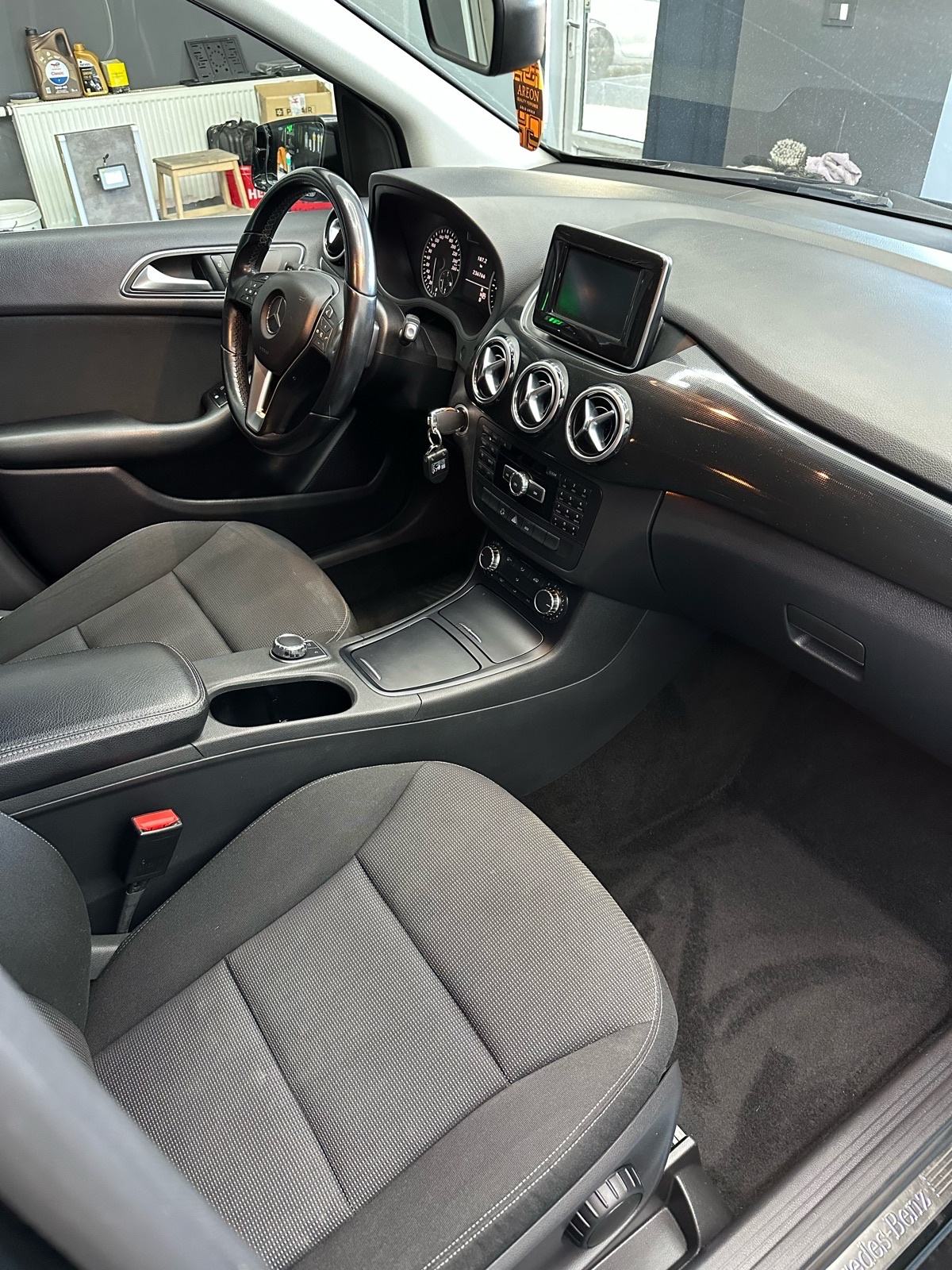 Mercedes-Benz B-klasa 200 CDI automatik, top stanje!!, fotografija 8
