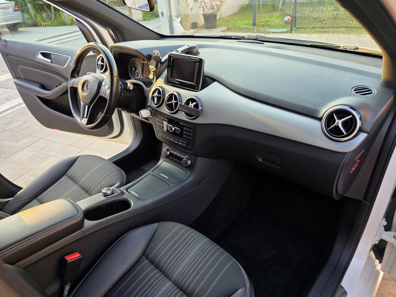 Mercedes-Benz B-klasa 180 CDI automatik, vlasnik, fotografija 8