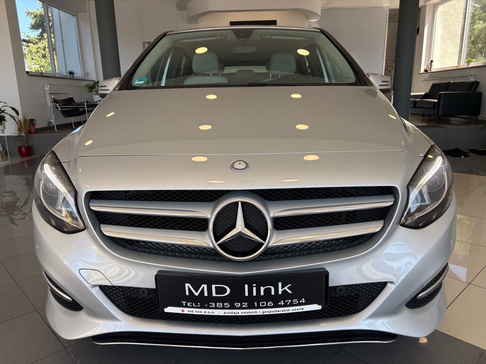 Mercedes-Benz B-klasa 180 CDI Executive, fotografija 16